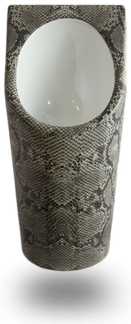 Senza Aqua Urinal im Design Python